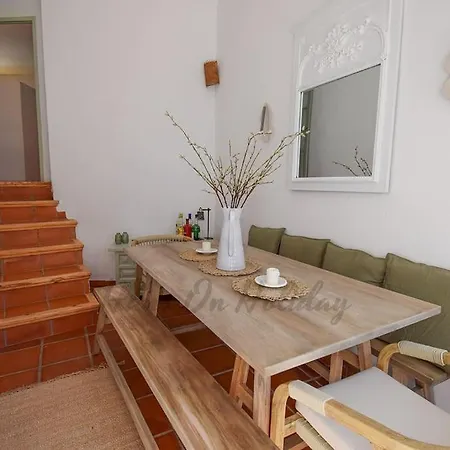 Calle Alta 37, Luxury 3 Bedroom Center Townhouse With Large Terrace And Sea Views Hansonholiday Дом отдыха Фрихилиана